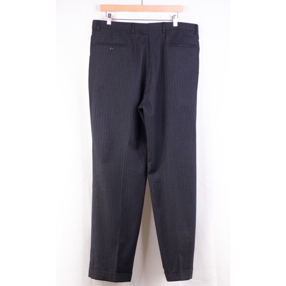 Jos A Bank Gray striped 2-piece suit men size 42L Pleated pants sz - Picture 11 of 16